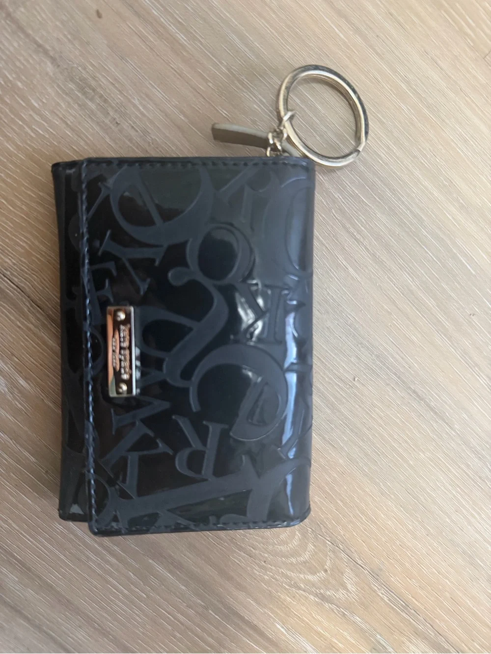kate spade Black Gloss Logo Key & Card Holder with Gold Hardware